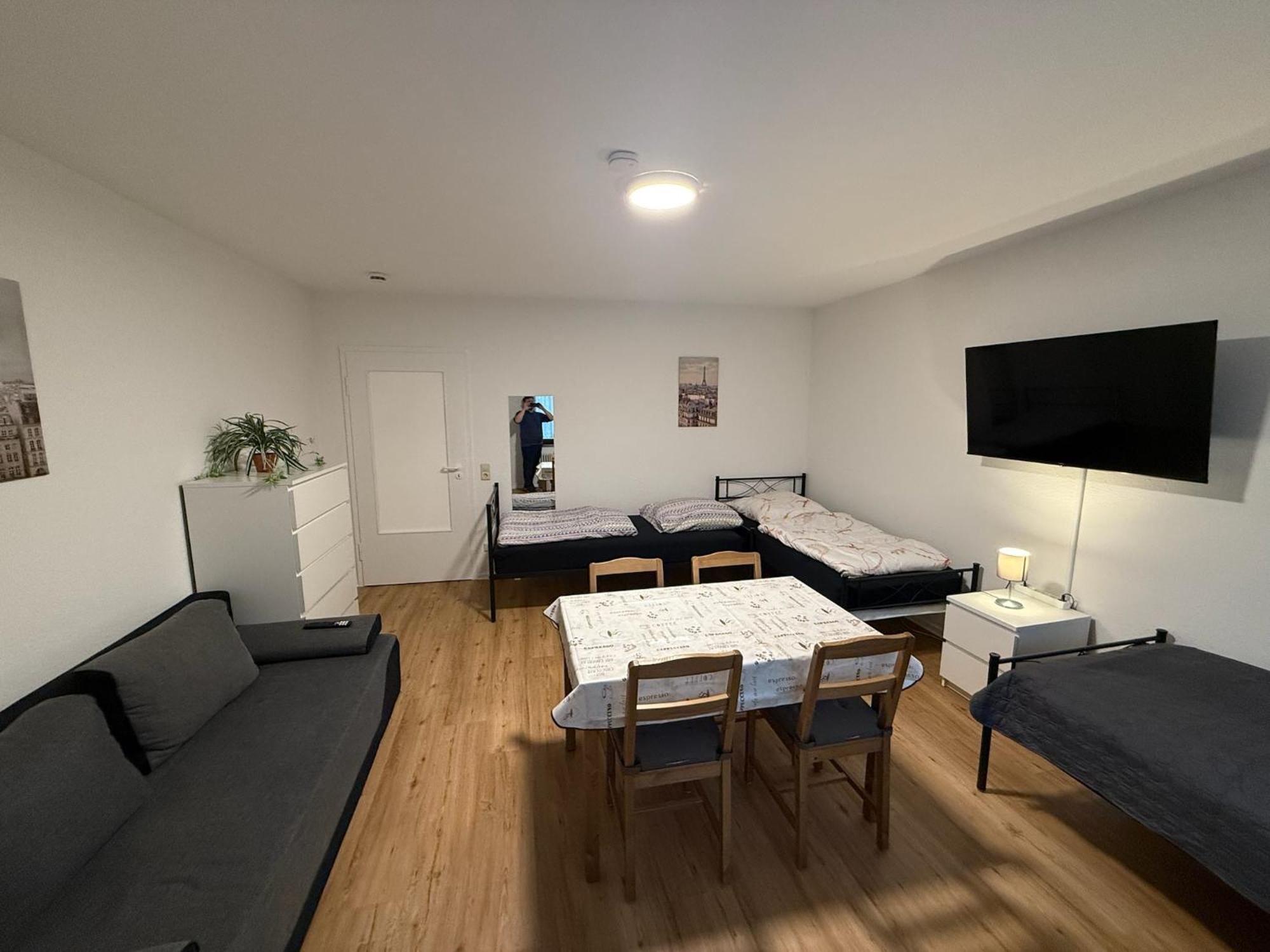 Big, Cosy And Central Apartment Karlsruhe Esterno foto